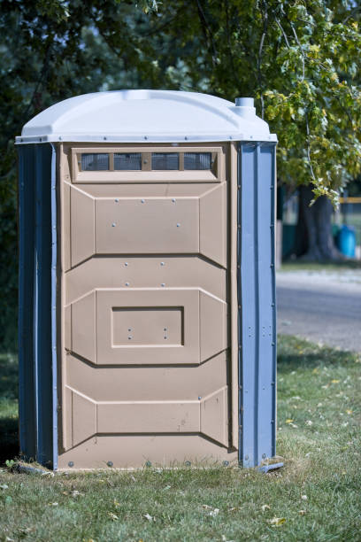 Portable Toilet Options We Offer in Montebello, NY